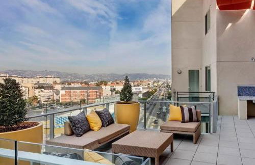 Cozy Home in LA - Free Parking 10 Min to Cedars - Foto 6