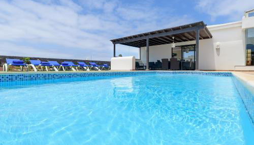 Hipoclub Delux villa Faro Park 189 - Photo 3, sunbed