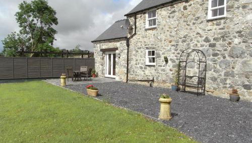 Y Bwythyn at Henfaes - Photo 2