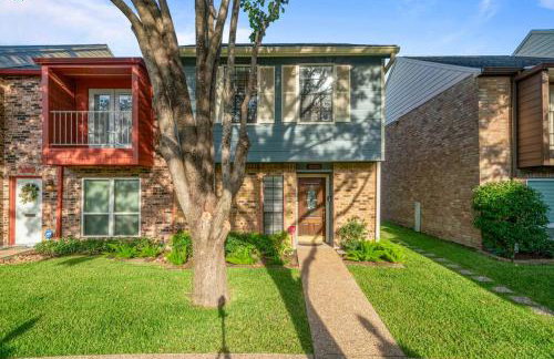 Townhome - Convenient Location - Foto 27