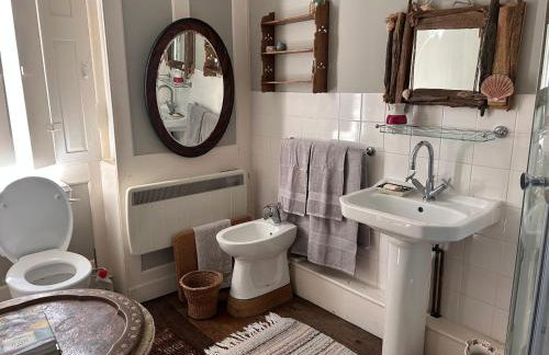 The Captain's House - Photo 17