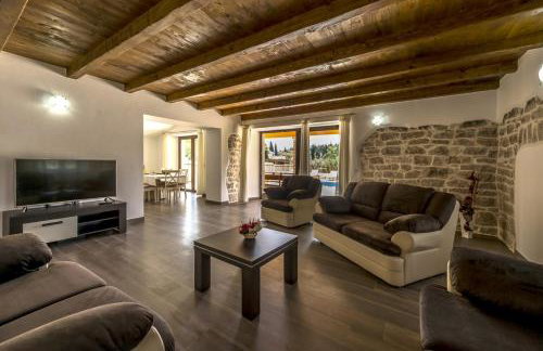 Spacious Four-Bedroom Villa Marija Kloštar - Foto 8