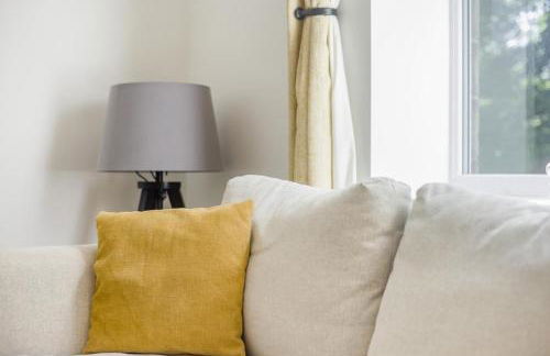 3 Bed in Whaley Bridge oc-h31967 - Photo 11