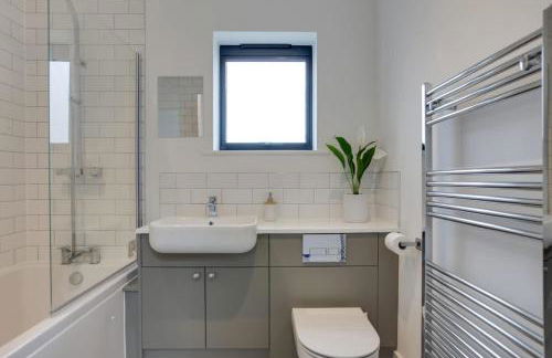 Surehaven Stays 4 Bedroom House Braintree - Foto 6