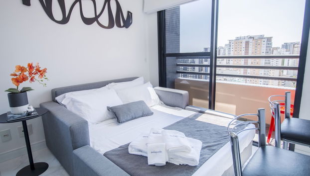 Duplex em Pinheiros com piscina e AC - Foto 3, Habitación