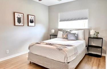 Modern 2 bedroom house w/backyard @La Cantera - Foto 18