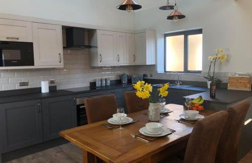 Newly Converted Luxury Barn With Private Hot Tub - Foto 6