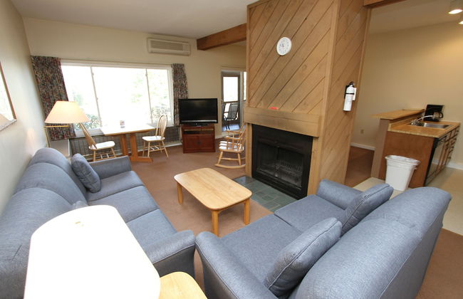 Cold Spring Plymouth Resort - Photo 11