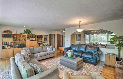 Stunning Fletcher Home Hot Tub and Fire Pit! - Foto 5