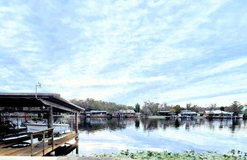 St. Johns Riverside Retreat - Photo 39