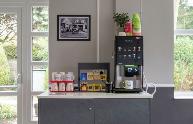 Stableside at York Racecourse - Photo 28