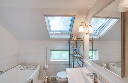 Steps to Downtown Stockbridge Home with Patio! - Foto 19