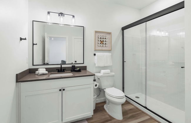 Brand New! Desert Cliff Sleeps 20 Guests! - Foto 19