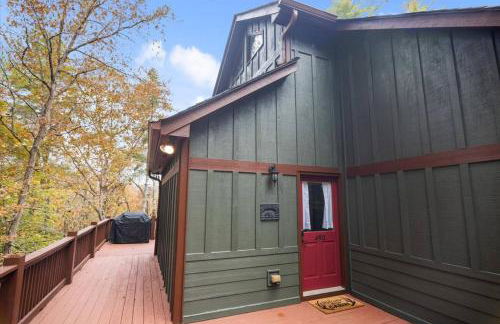 4 BR Mountain Cabin with Hot Tub & Fire Pit in GA - Foto 38