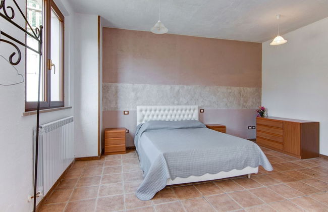 Belvilla by OYO Hillside Villa With Pool - Foto 7