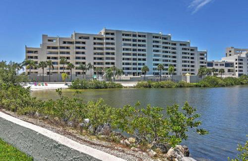 Tropical Retreat with Pool and Tennis Courts in Hudson - Foto 28