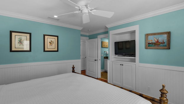 Intensive Care - Steps From the Ocean w/ Golf Cart! - Foto 4, Habitación