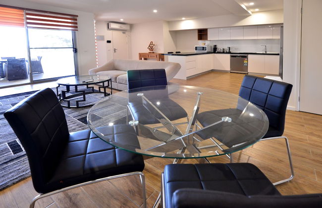 Phillip Island Towers - Photo 18