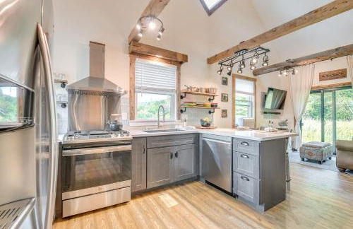 Historic Charm and Modern Luxury 6 Mi to Stowe Mtn - Foto 2