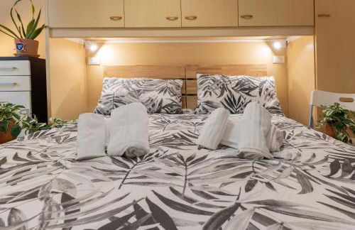 BBRomagnaMia 2 Camere, 5 ospiti, Parcheggio Gratis, Vicino a Università, Ospedali, Centro, Stazione, Aeroporto, Romagna - Foto 18