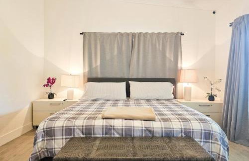 Modern 3BR Home Near Holycross Hospital - Foto 59