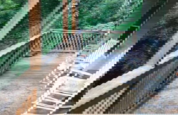 Comfortable Mountain Home near Everything yet Private - Foto 22