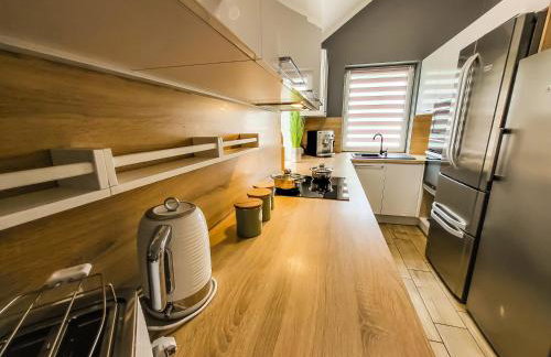 Holiday Home Vegas - HOUSE AND GARTEN FOR EXCLUSIVE USE - Foto 15