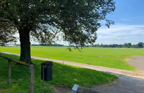 The Knavesmire - Quaint Victorian Home - Free Parking - Pet Friendly - Foto 59