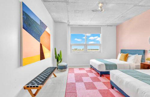 Miami Vice - Central Midtown Pool and Parking - Foto 24