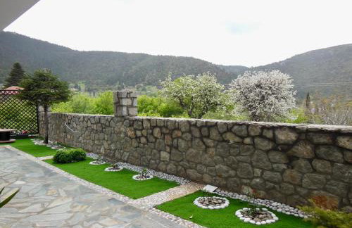 Quiet Mountain View Retreat Helicon, Kyriaki - Photo 13