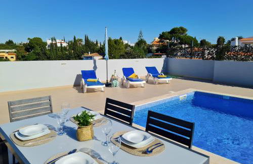 CASA LIMÃO - Private Pool & Garden - Beach & Center 650m - Foto 3