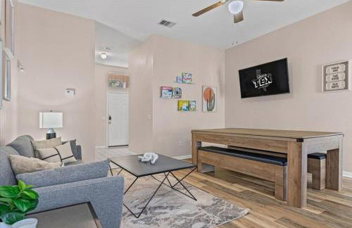 Hill Country Getaway Games, Fire Pit & Deck - Foto 10