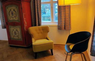 Ferienwohnung RESL - geschmackvoll renoviert & zentral im historischen Schindelhaus - Foto 1