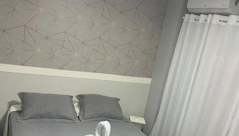 Loft Centro - No Calçadão e em frente Parque das Águas - Foto 5, towels