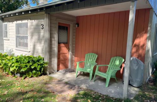 Sleeping Bear Riverside Cabins - Foto 3