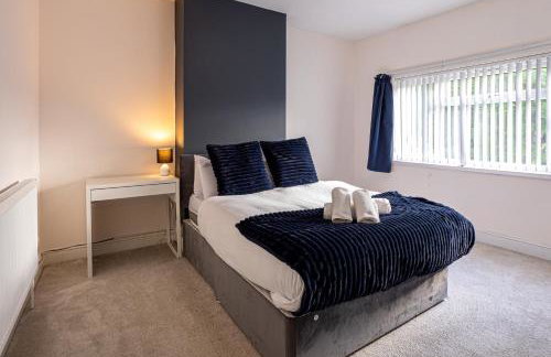 Newly Refurbed 5 Bed House for Contractors, Families & Relocation- Cosely Wolverhampton - Foto 2