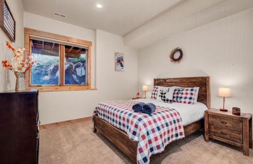 BEST VIEWS! Luxury Mountain Home - Saltwater HotTub, Firepit, BBQ- Close to SKI, Red Rocks - Foto 26