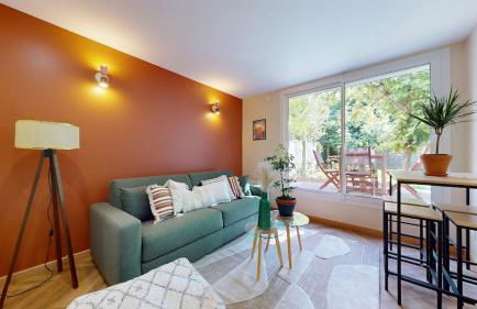 Appartement design et cosy avec terrasse a 10min de Paris et RER C Vitry sur Seine a 150m - Foto 1