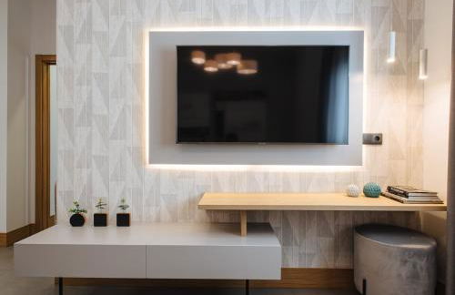 Guadalupe 15 by Magno Apartments - Photo 65