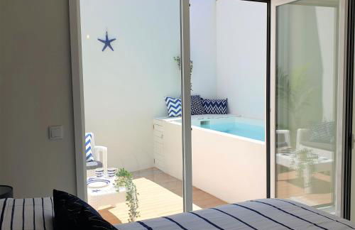 The Shore @ Atlantic Beach - Waterfront Beach House, Tiny Pool, Terrasse - Foto 18