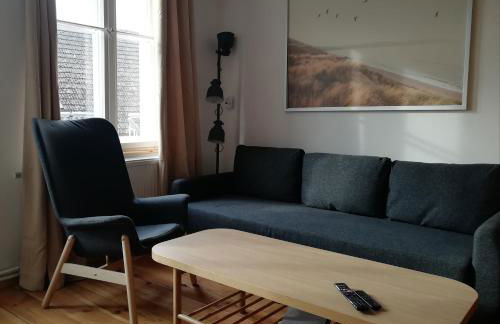 Schlossblick Apartment für 4 mit Küche Kamin Netflix Parken und Hofladen - Foto 2