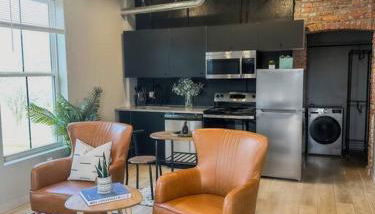 Stylish Cozy Studio in Detroit - Photo 1