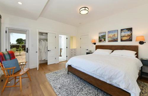 Completely Remodeled Farmhouse With Stunning Views Of Dry Creek Valley - Foto 18