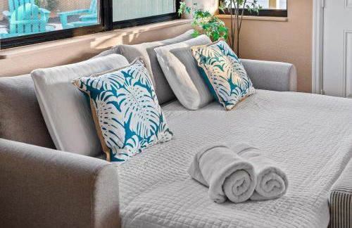 Family Friendly Home Near Beach and Downtown - Photo 27