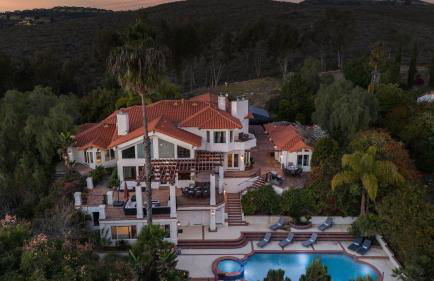 Private Estate w Pool Hot Tub Fire Pit Near Encinitas The Ranch by AvantStay - Foto 76