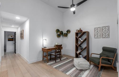 3BR Retreat with Heated Pool, BBQ and Mountain Views - Foto 69