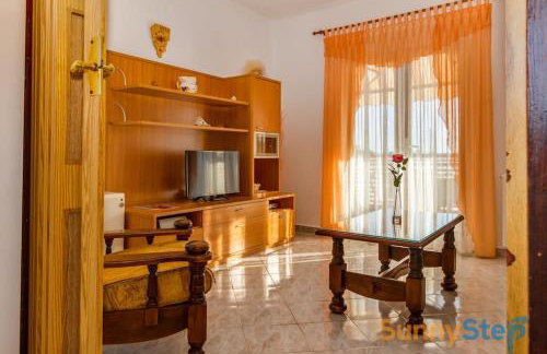 Apartment with a private POOL - Foto 29