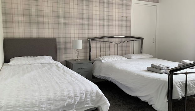 Burns Street - Photo 2