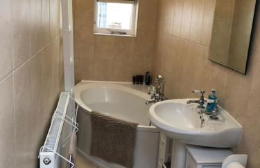 Driftwood Beach House - Photo 16