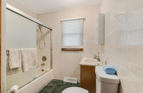 Mansion in the Hills with Pool - Foto 24